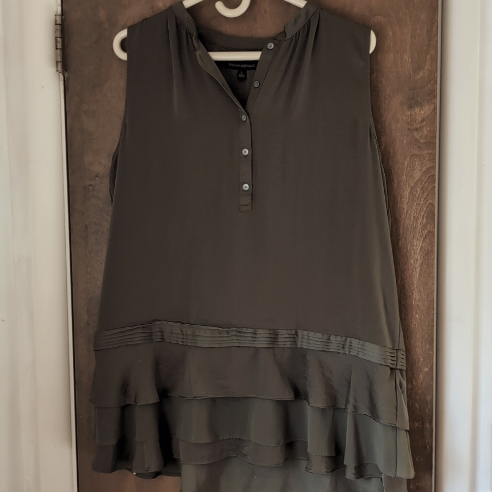 Banana Republic tank